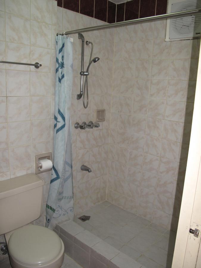 Makati Suites At Travelers Inn Makati City Exterior foto